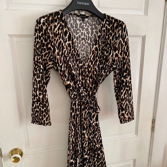 Banana Republic Leopard Print Wrap Dress - Picture 1 of 7